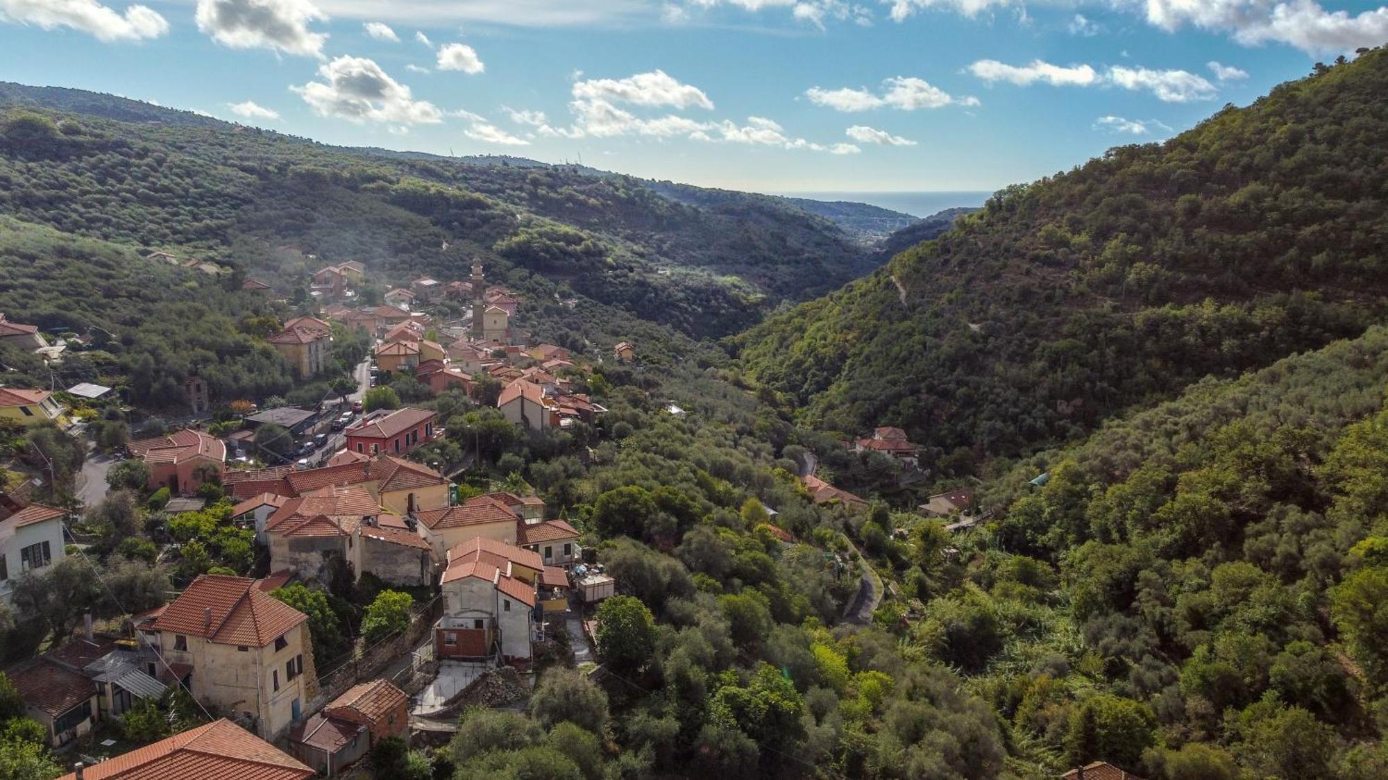 Agriturismo La Rocca San Bartolomeo Al Mare Buitenkant foto